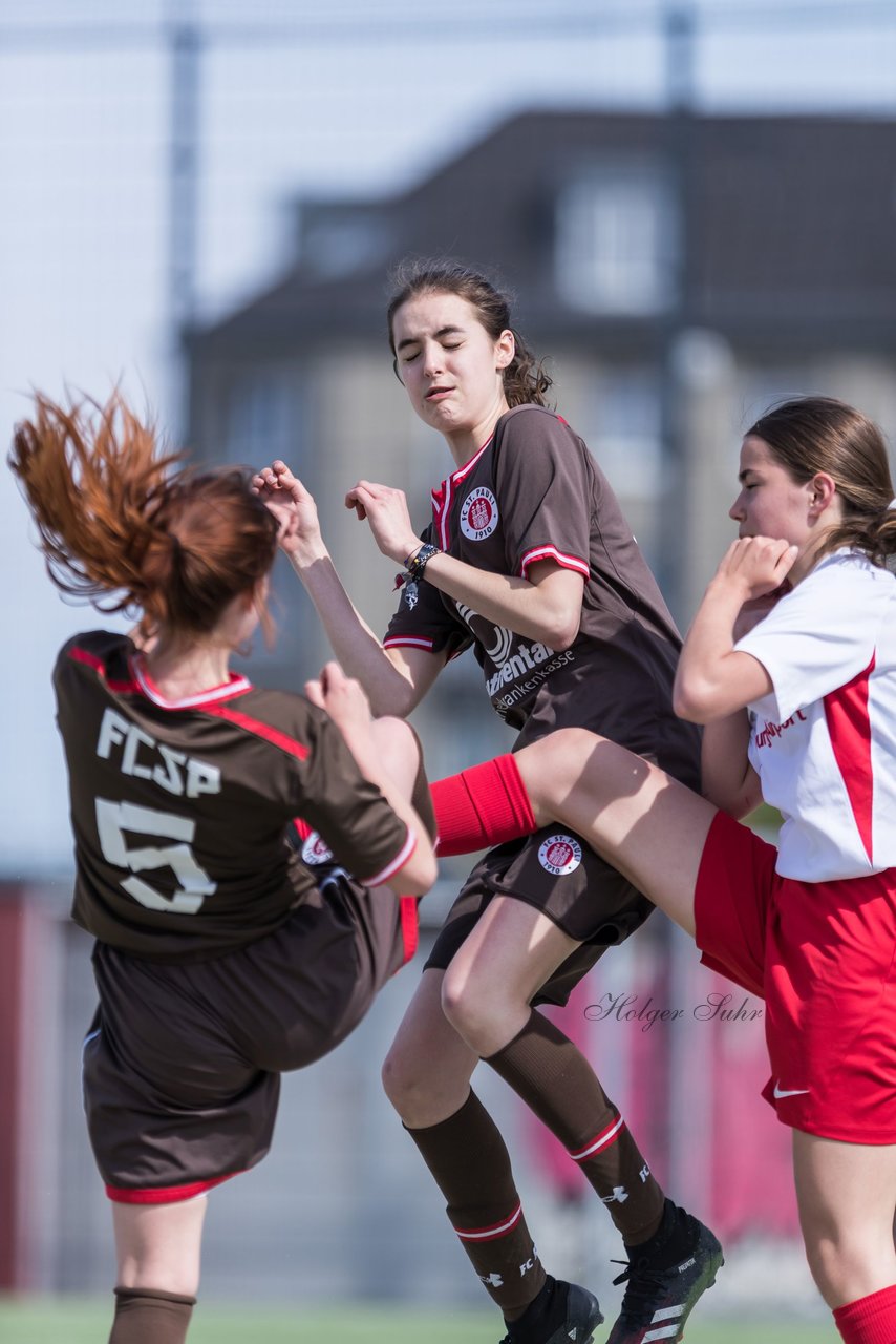 Bild 186 - wBJ St. Pauli - Walddoerfer : Ergebnis: 1:11